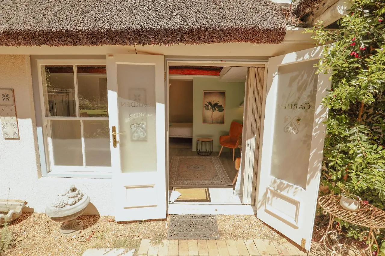 Guest house Strawberry Manor At In The Vine Hotel Helderberg