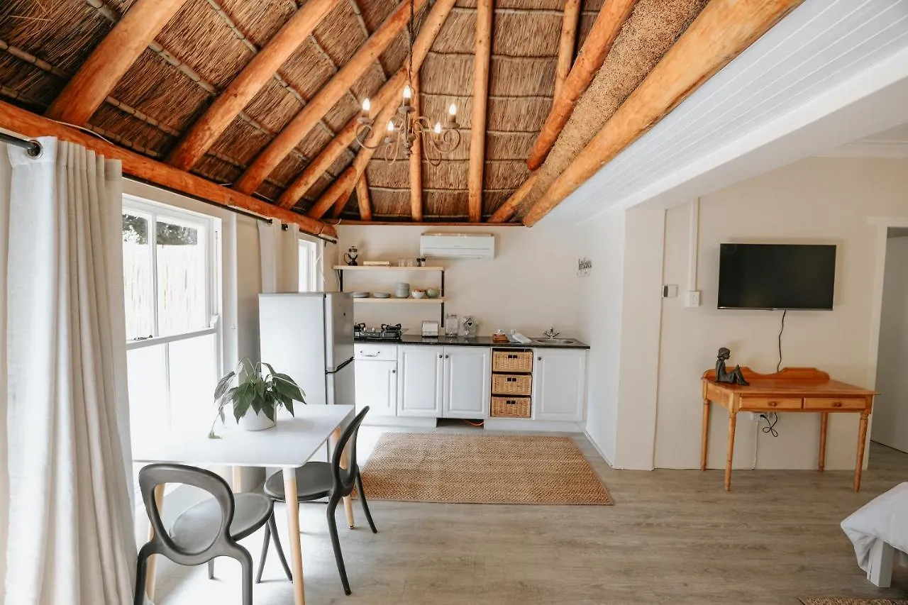 Strawberry Manor At In The Vine Hotel Helderberg 0*,